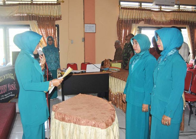 Pelantikan Ketua TP PKK Kelurahan OKH dan Kecamatan Pasar.